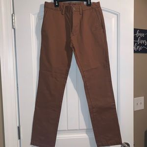 Old Navy - Size 28 x 30 - Slim Fit Khakis